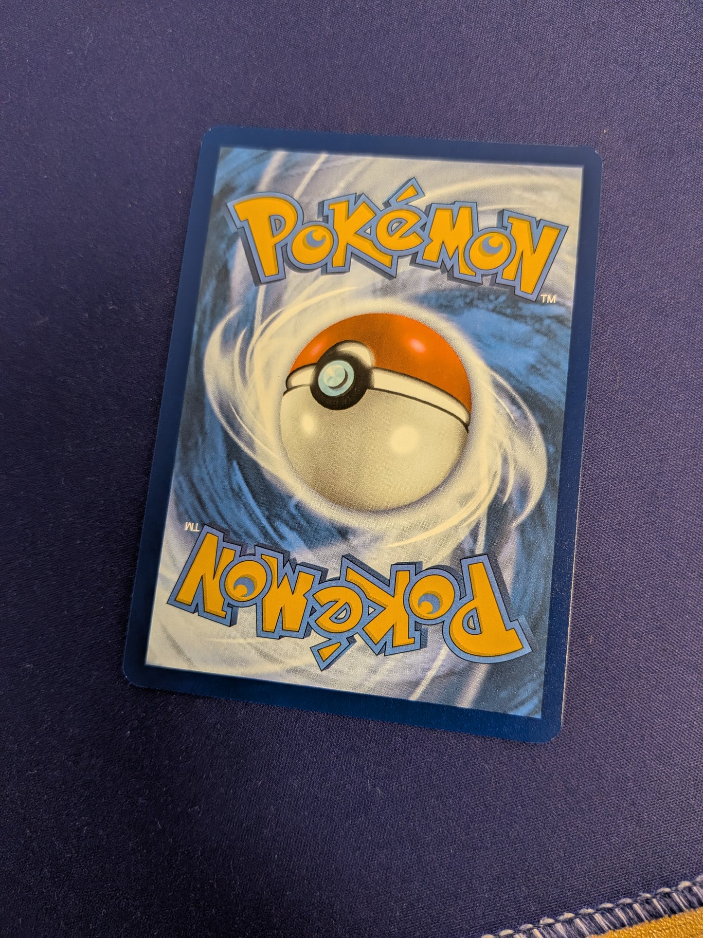 Zoroark 143/86 - White Flare (WHT) NM