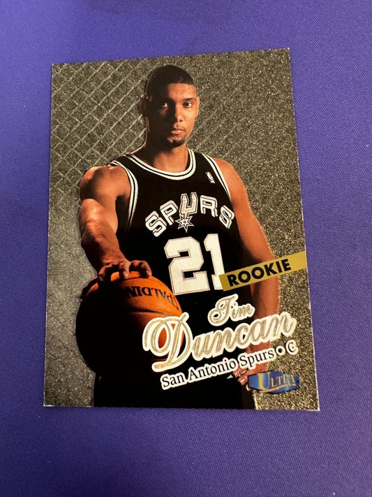 Tim Duncan Gold Medallion Edition RC 1997-98 Fleer Ultra
