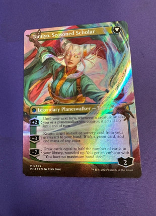 Tamiyo, Inquisitive Student   Tamiyo, Seasoned Scholar Textured Foil MH3