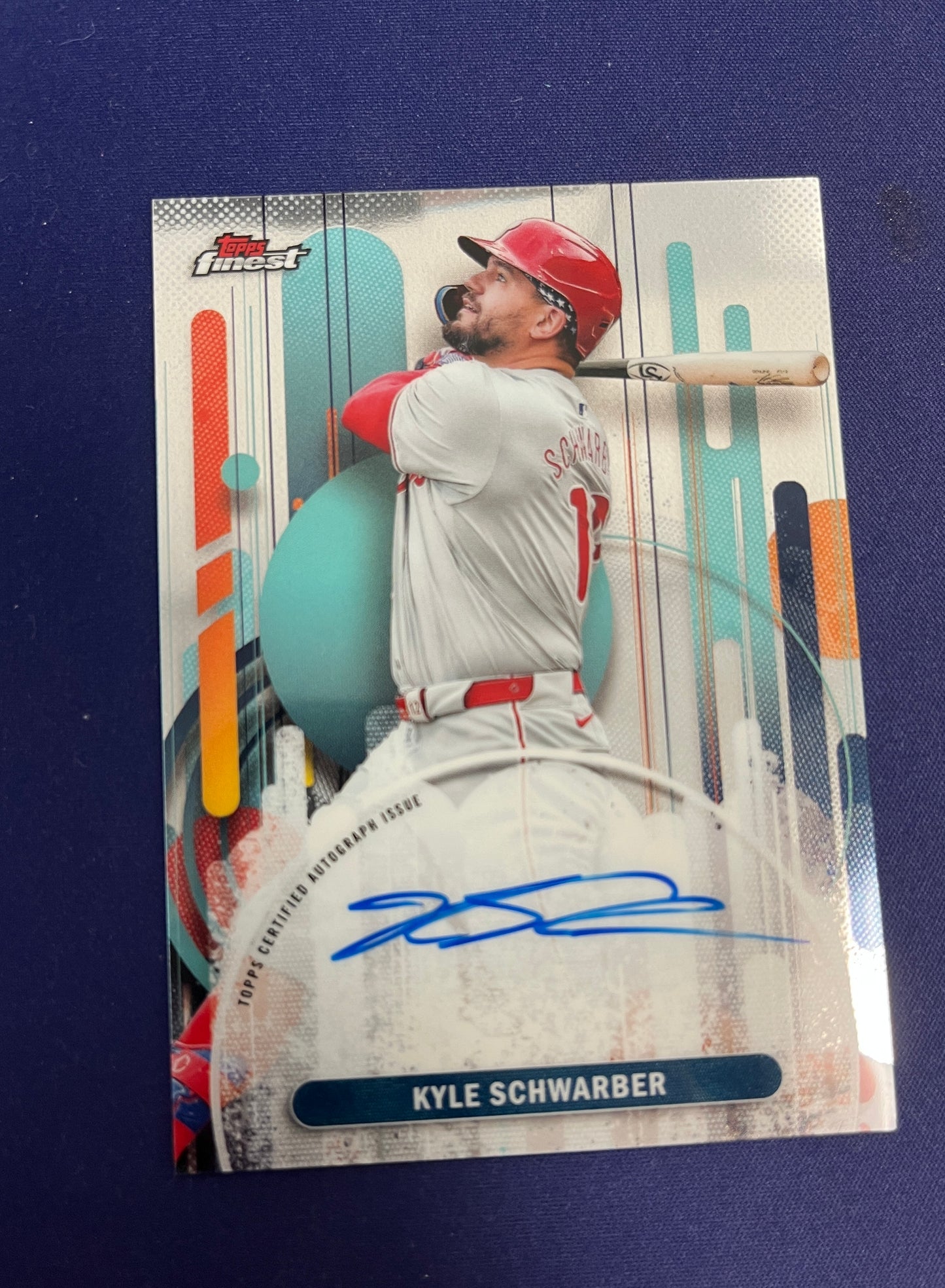Kyle Schwarber On-Card AUTO 2025 Finest NM