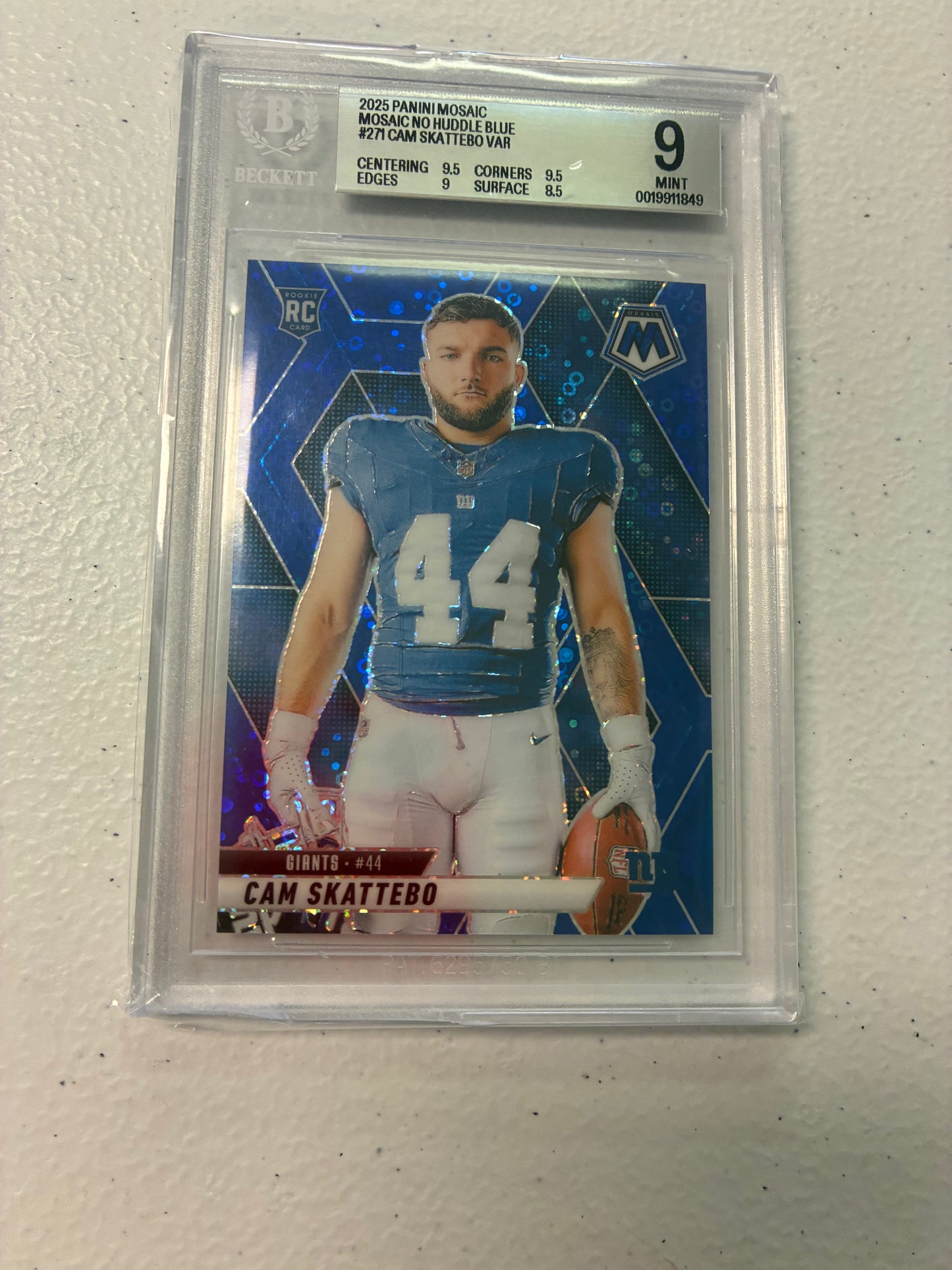 Cam Skattebo Blue Disco /99 RC 2025 Mosaic BGS 9 NM