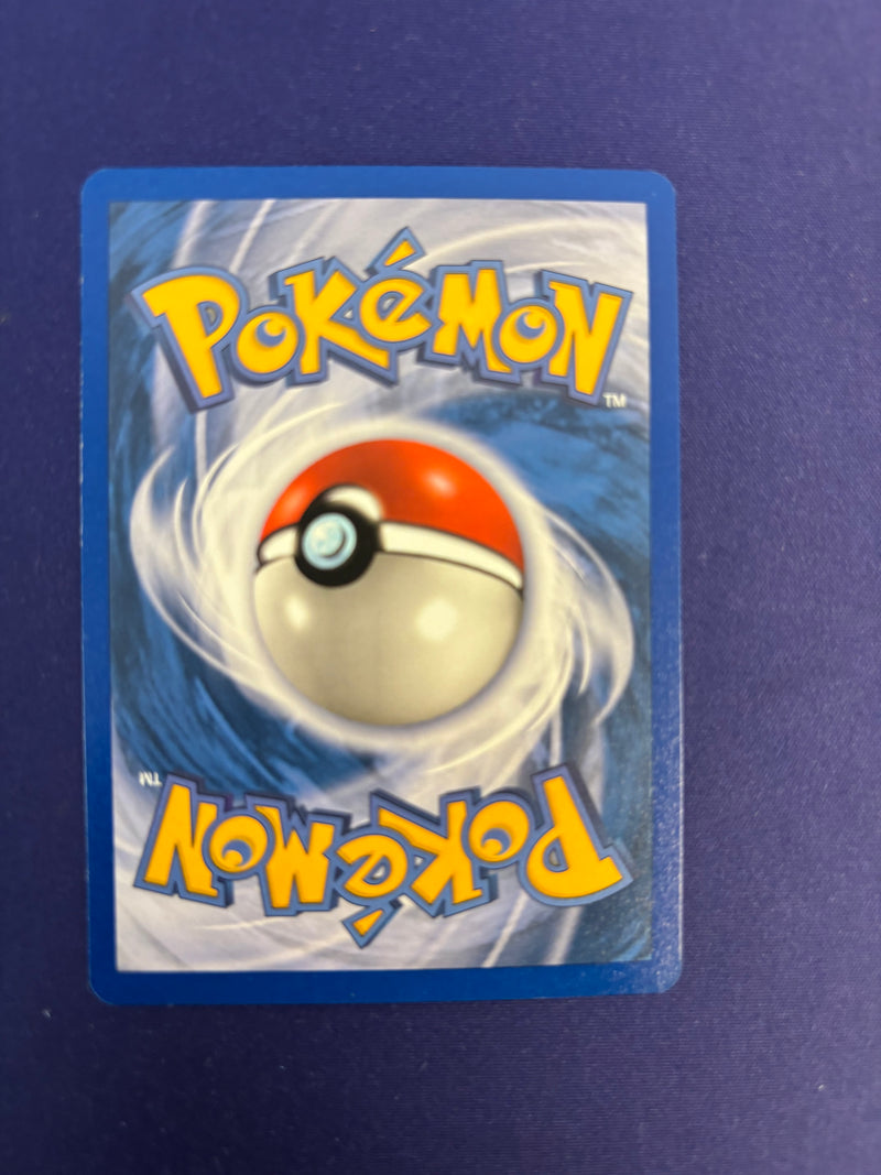 Ivysaur 35/112 MP Fire Red & Leaf Green