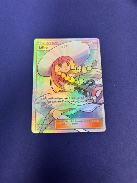 Lillie Holo 147/149 Sun & Moon