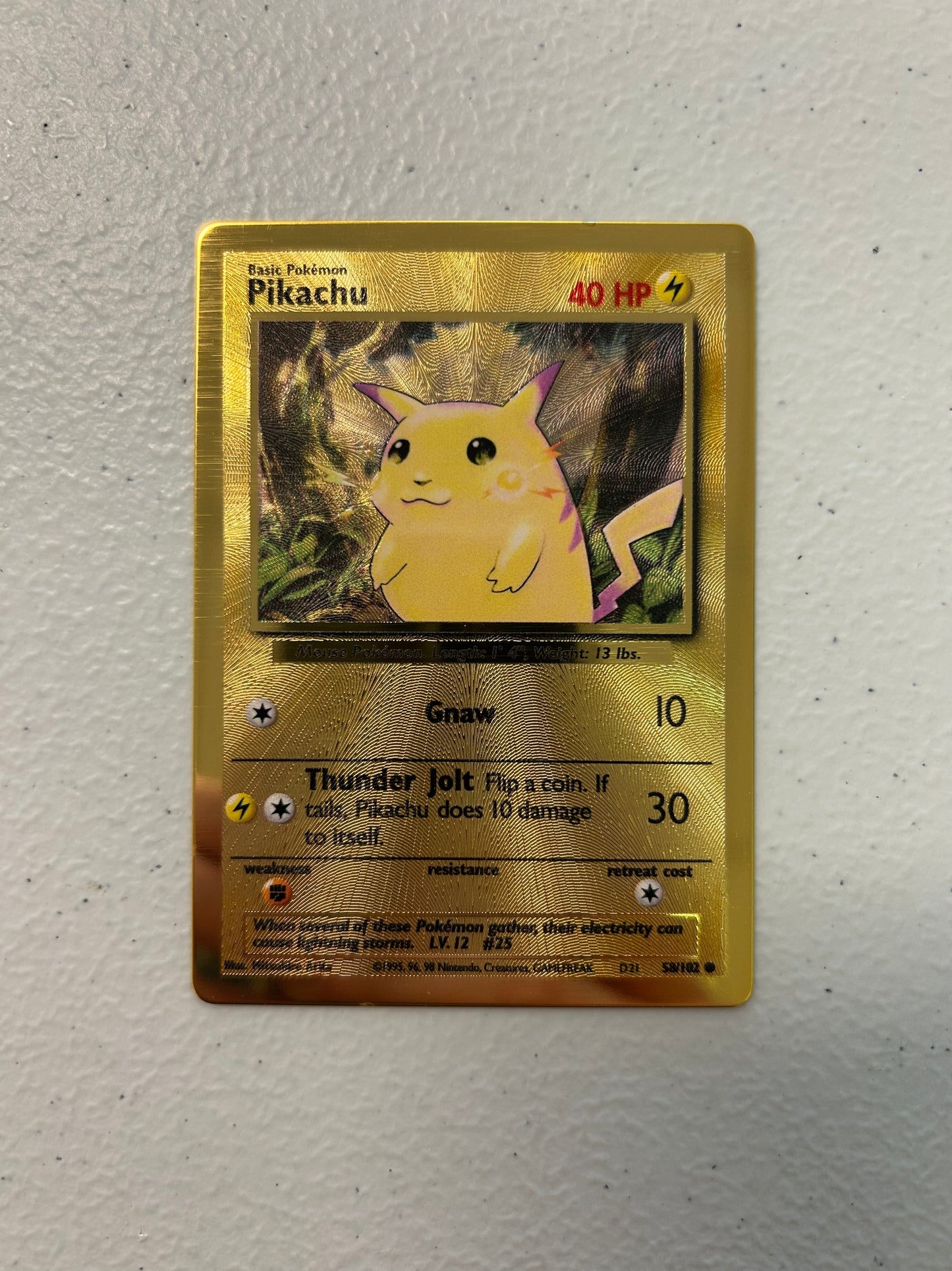 Pikachu (Celebrations Metal Card) LP