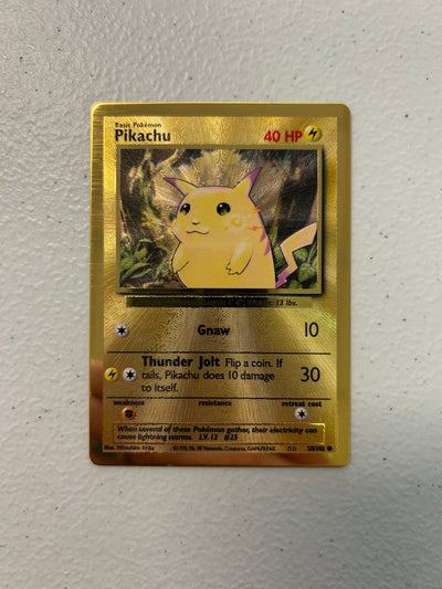 Pikachu (Celebrations Metal Card) LP