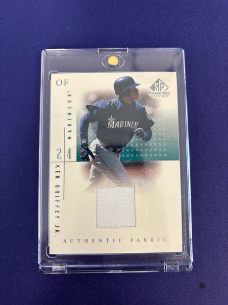 Ken Griffey Jr Authentic Fabric Game Edition 2001 Upper Deck
