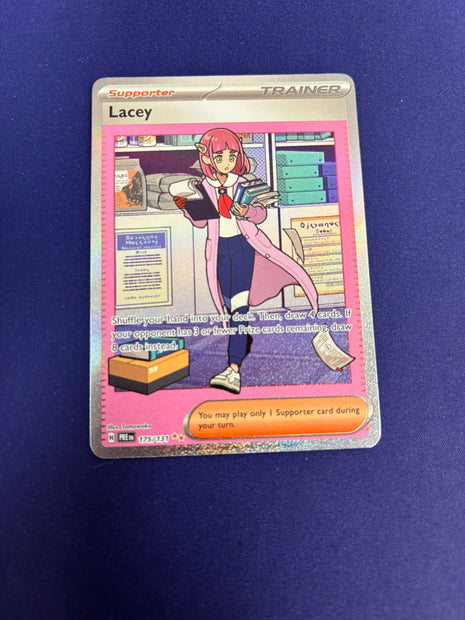 Lacey Holo 175/131 Prismatic Evolutions