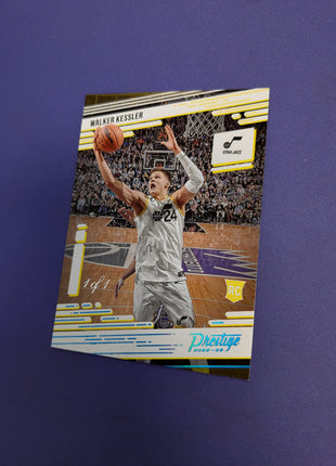 Walker Kessler Platinum 1/1 RC 2022-23 Chronicles Prestige