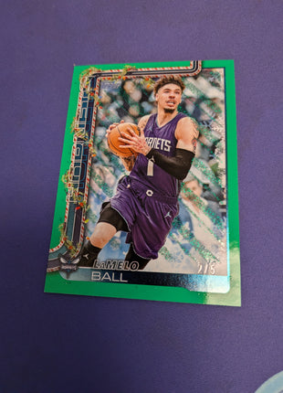 LaMelo Ball /5 Green Glitter 2025-26 Topps Holiday