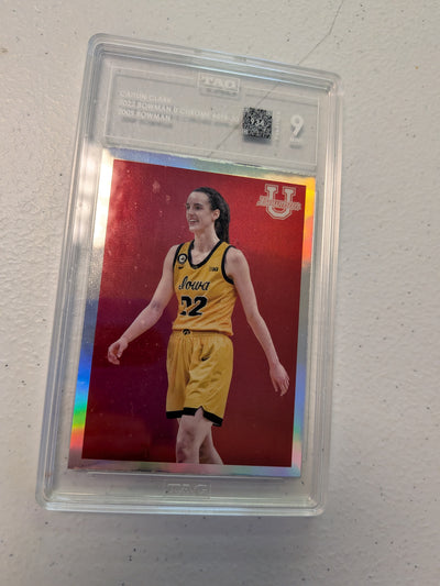 Caitlin Clark #09B-30 - 2022 Bowman Chrome University 2009 Basketball TAG 9