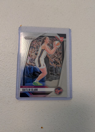 Caitlin Clark #22 - 2024 Panini Prizm WNBA Basketball NM